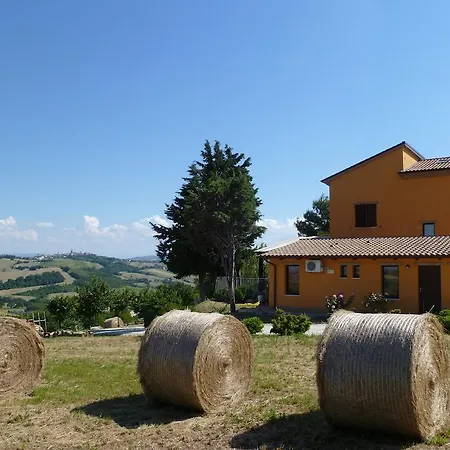 Leondina Country House Bed & Breakfast *